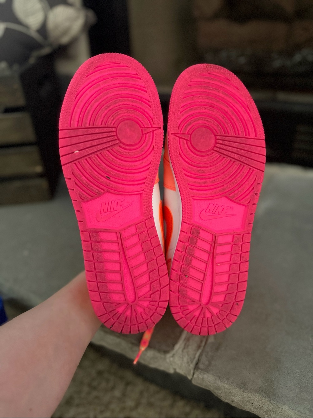 Air Jordan 1 Low SE GS 6.5Y Arctic Punch Pink Orange DJ0530-801 - Picture 3 of 7